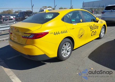 2025 Toyota Camry Le из США, поврежденный, VIN 4T1DAACK9SU083873